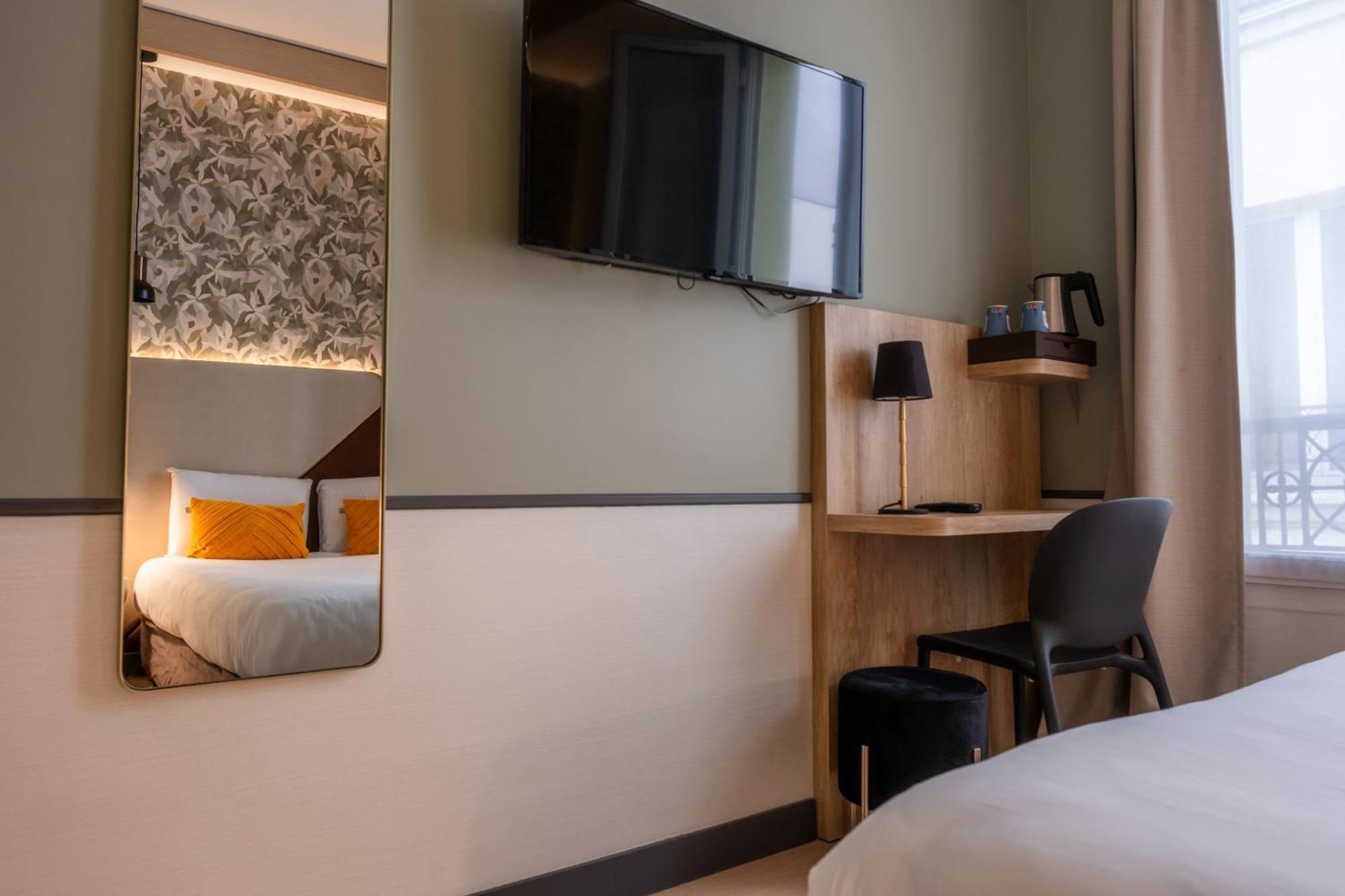 Kyriad Paris 10 - Canal Saint Martin - Republique Ngoại thất bức ảnh